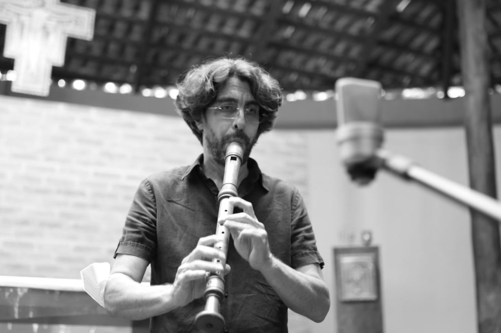 8ª Semana de Performance Histórica – Palestra virtual “Flauta Doce”, com Cesar Villavicêncio