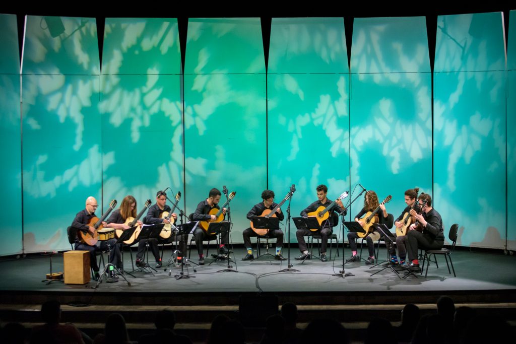 Concerto: Camerata de Violões e Coro do Conservatório de Tatuí